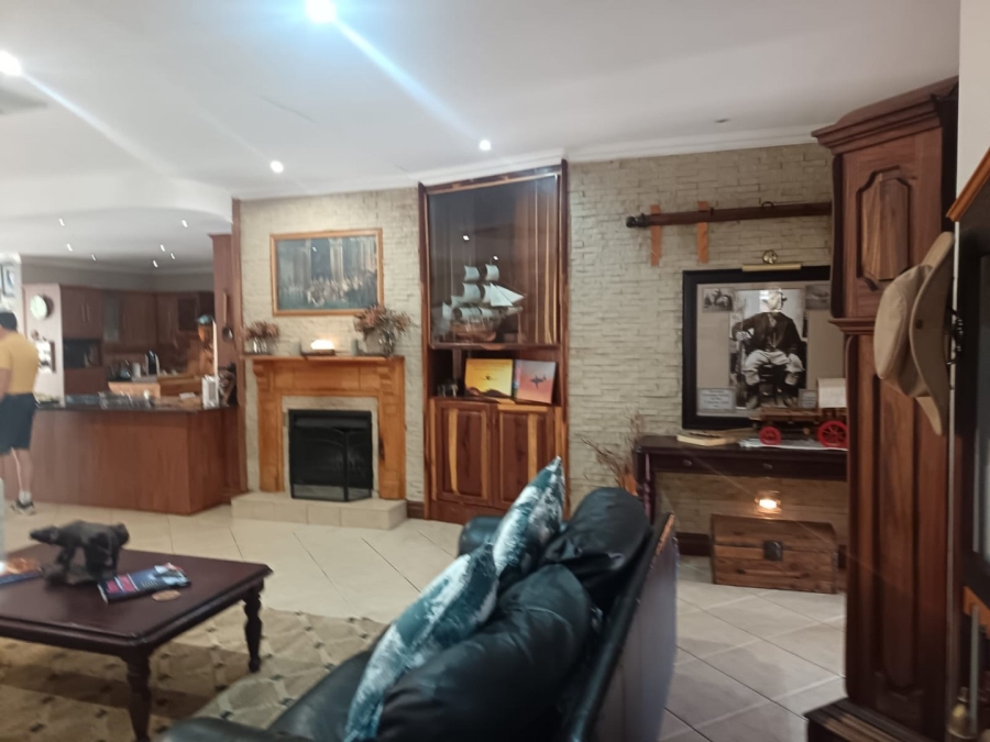 4 Bedroom Property for Sale in Hillcrest Northern Cape